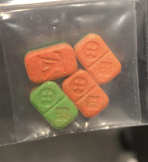 louis vuitton pills pink